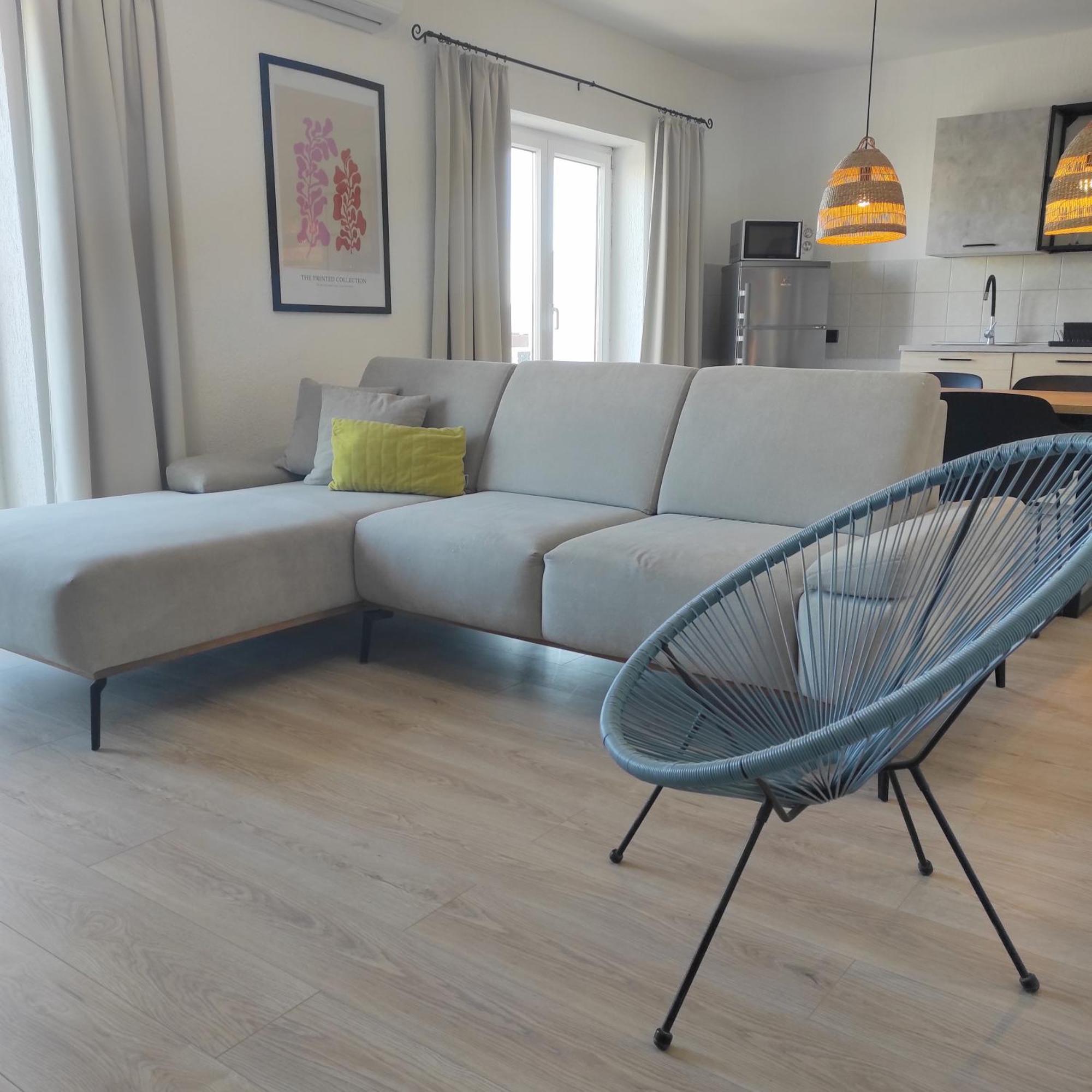 Apartments And Rooms Bozena Vodice Exterior foto