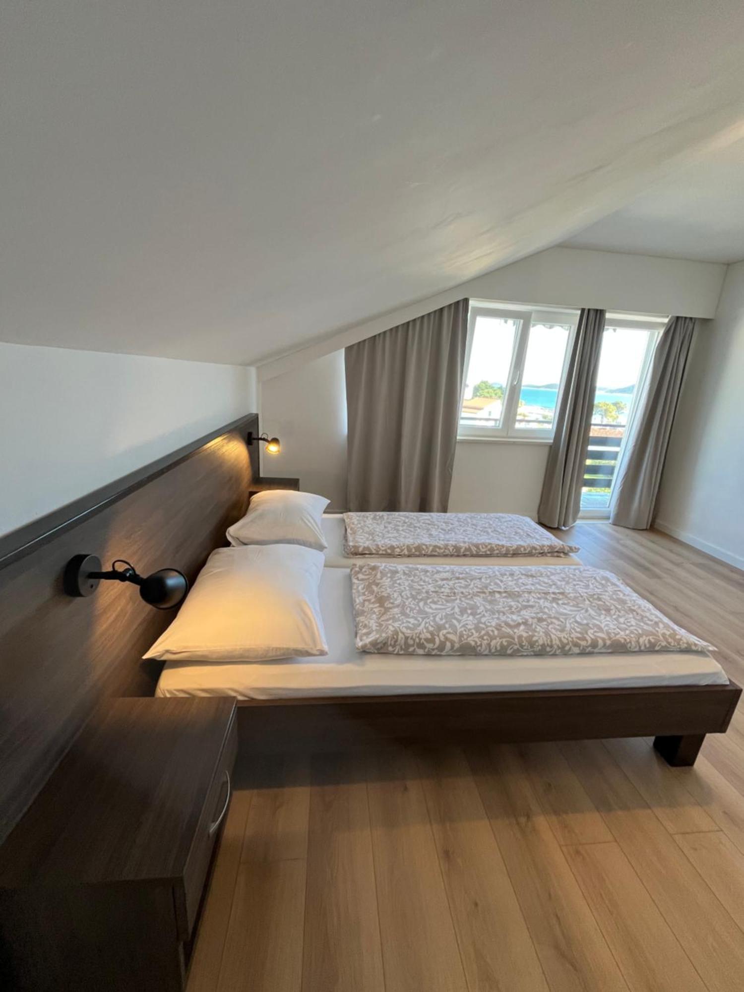 Apartments And Rooms Bozena Vodice Exterior foto