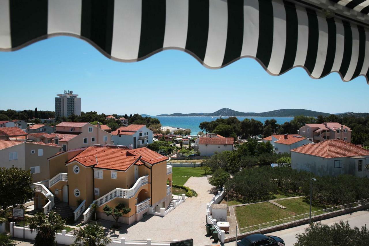 Apartments And Rooms Bozena Vodice Exterior foto